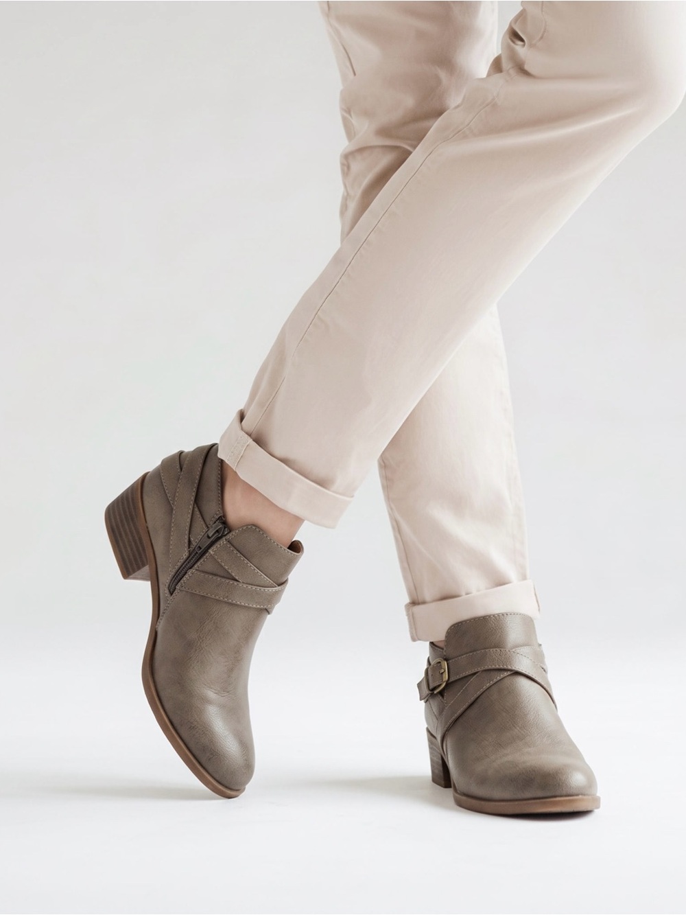 LifeStride Women's Sz 7W Velocity2.0 Adley Shootie Comfort Ankle  Boots Taupe